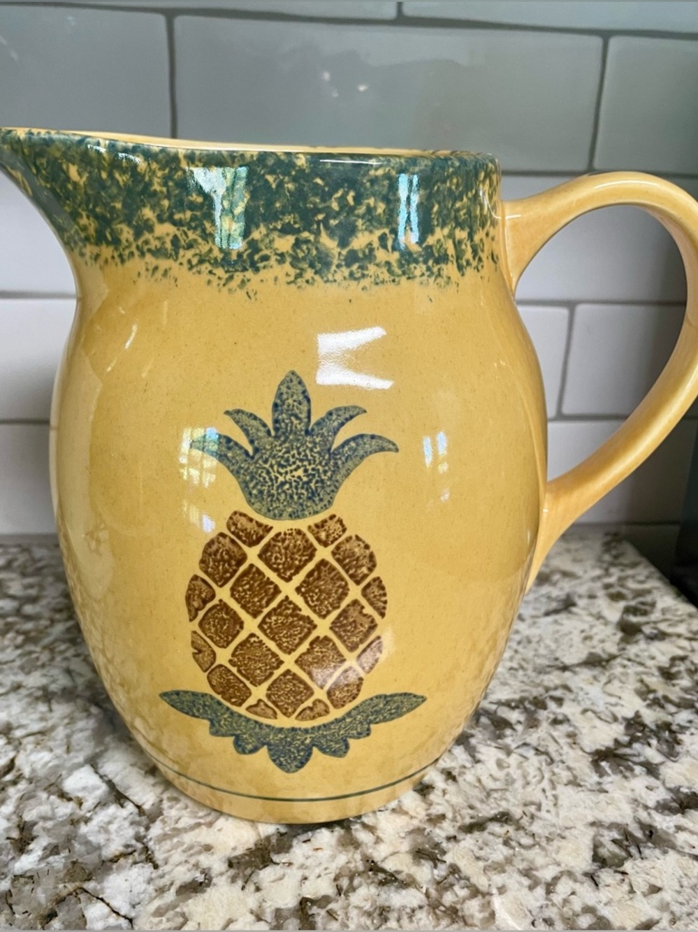 Pfaltzgraff America 1993 First Issue Pineapple Friendship Pitcher